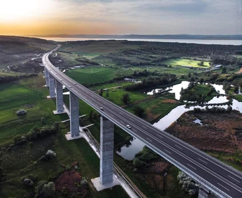Legkondicionalt, Erkelyes Szoba, Privat Fuerdovel A Balatonon Kőröshegy Exterior foto